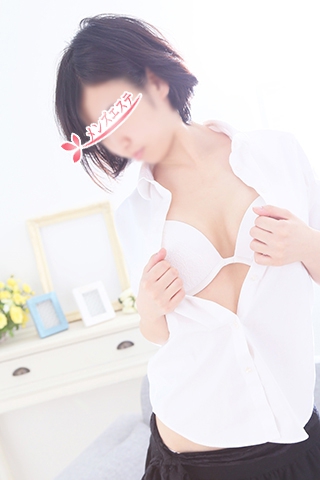 岡崎 ふみ